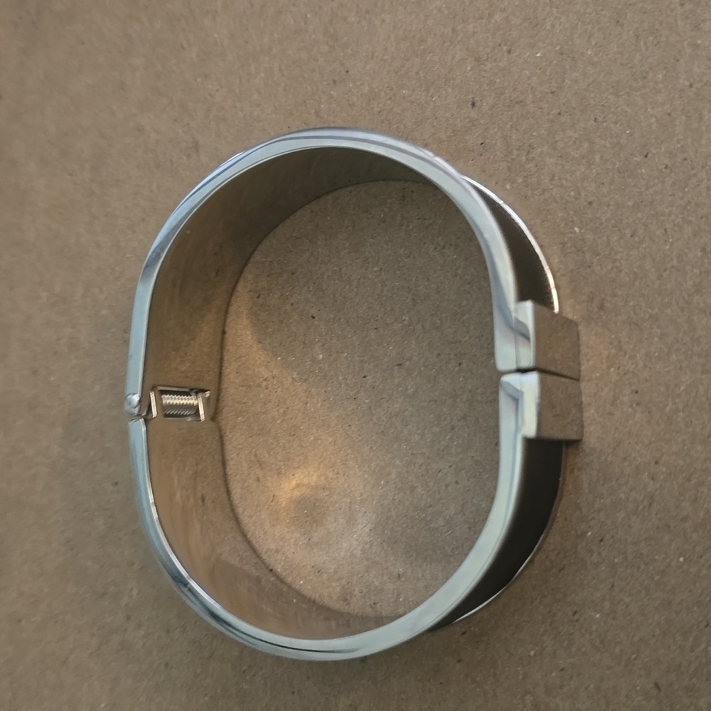 Hinged Stainless Steel Bracelet With Faux Leather Detail. Excellent Condition - Picture 4 of 7